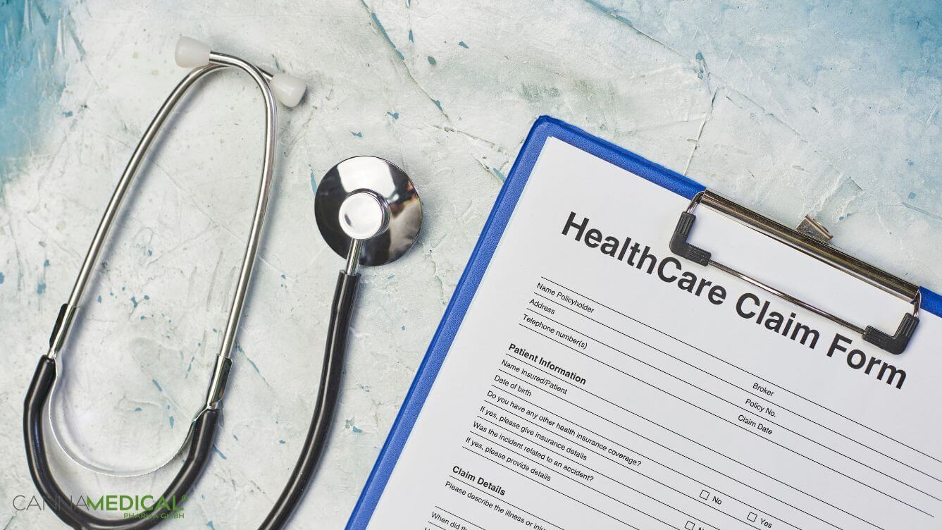 Hanfblatt, Fläschchen und Hanfblatt auf rosa Untergrund